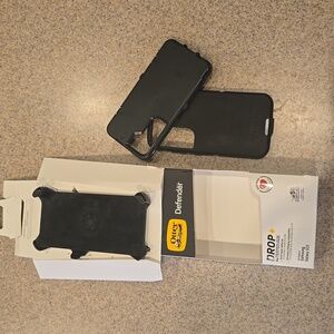 OTTERBOX Phone case with Holster for Samsung S23